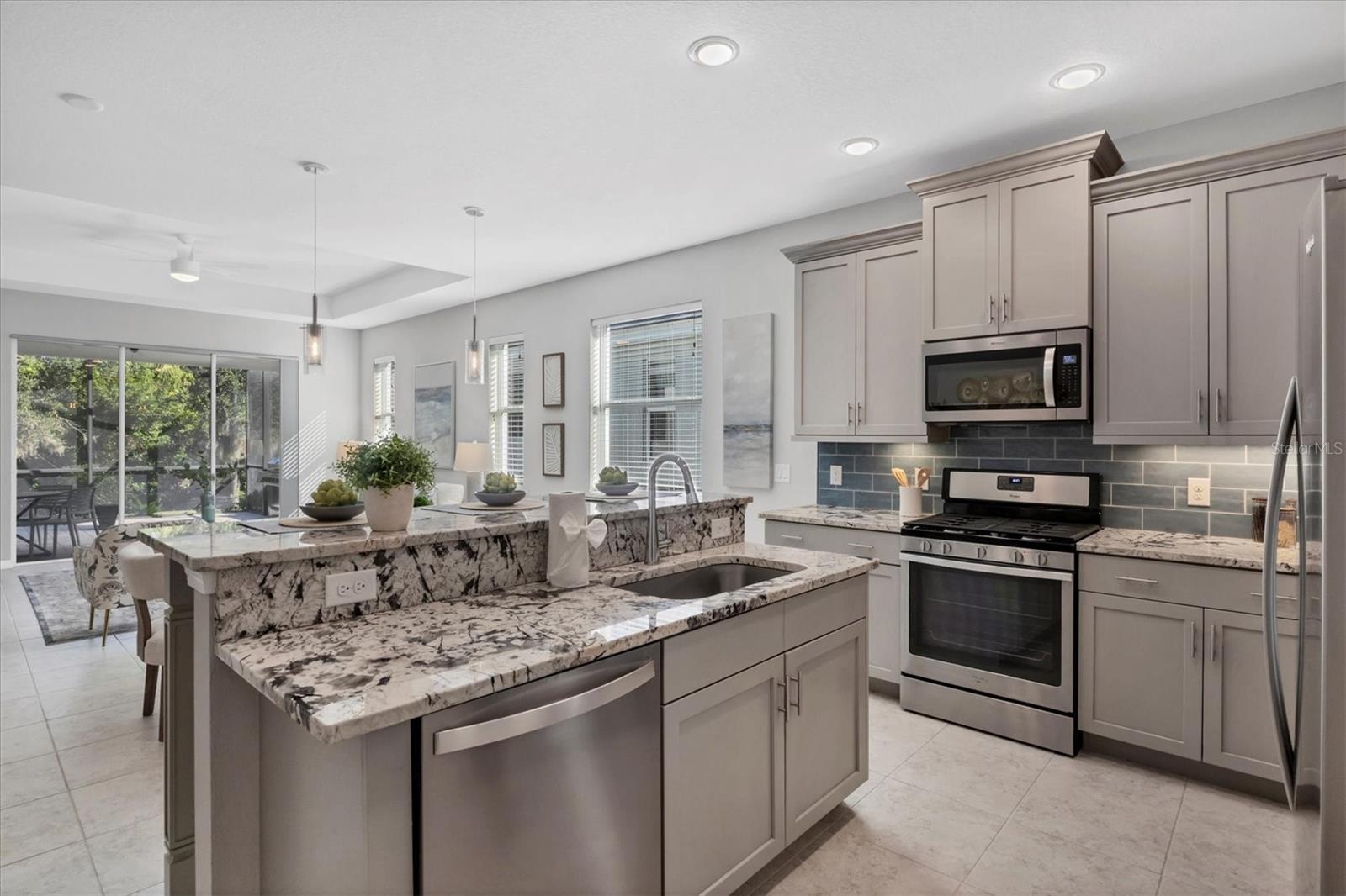 Image 12 of 39 For 2985 Trustee Avenue