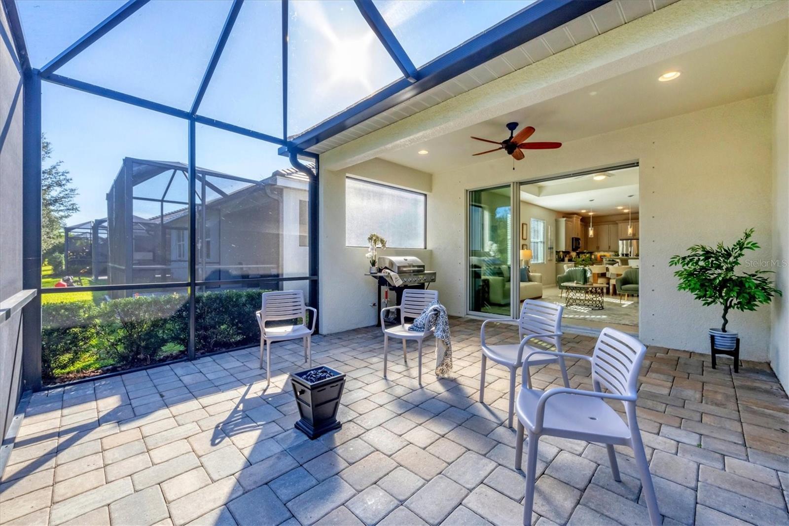 Image 27 of 39 For 2985 Trustee Avenue