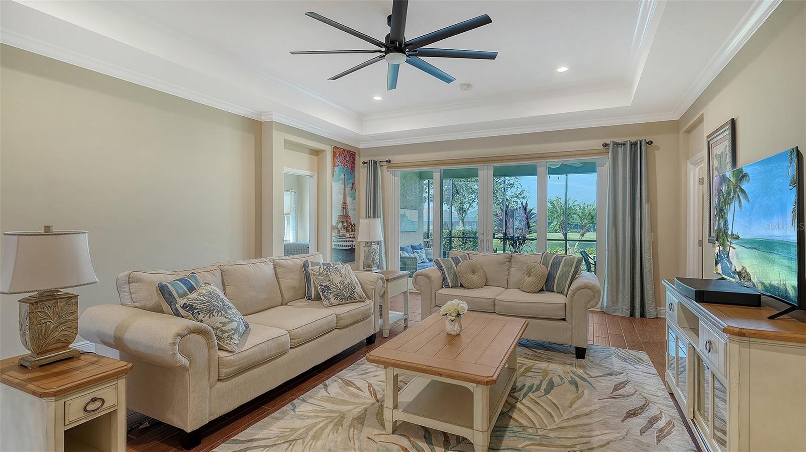 Image 10 of 54 For 1121 Thornbury Drive