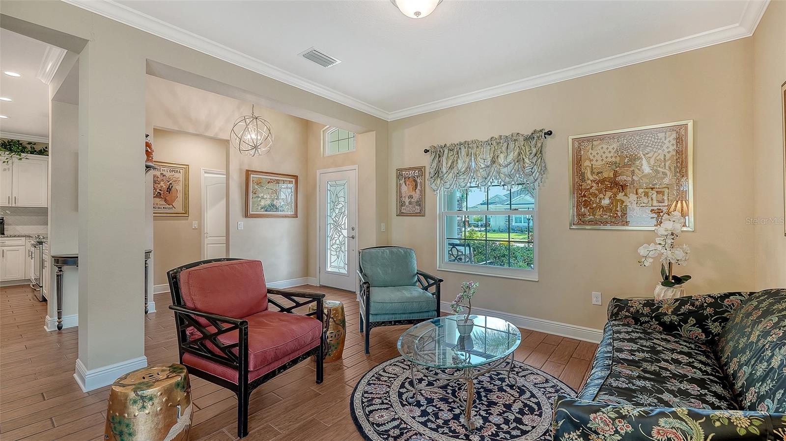 Image 19 of 54 For 1121 Thornbury Drive