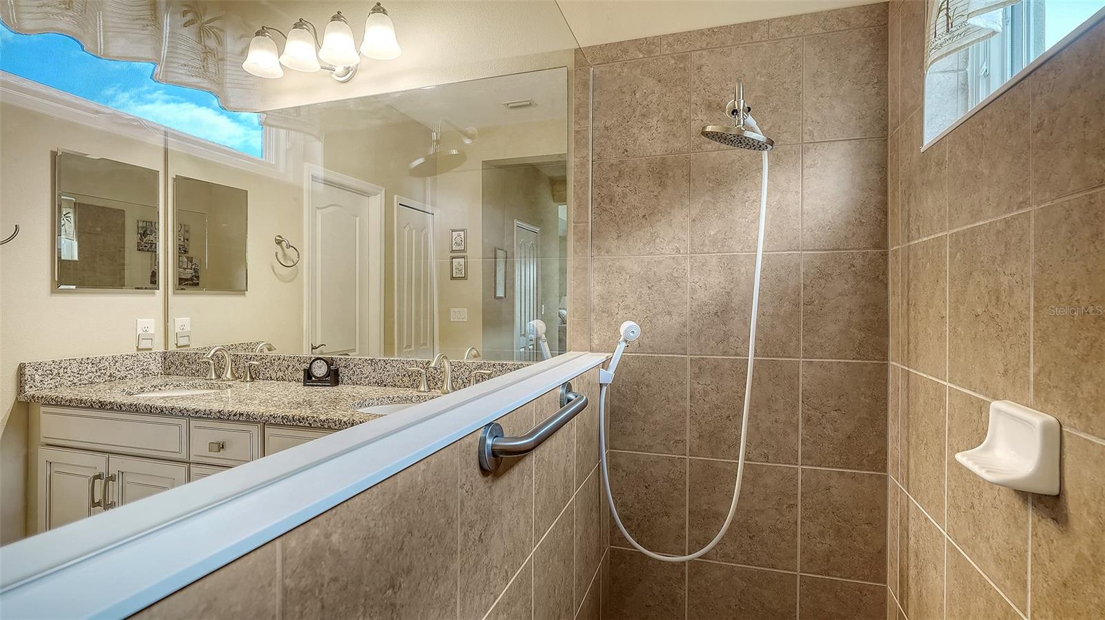 Image 24 of 54 For 1121 Thornbury Drive