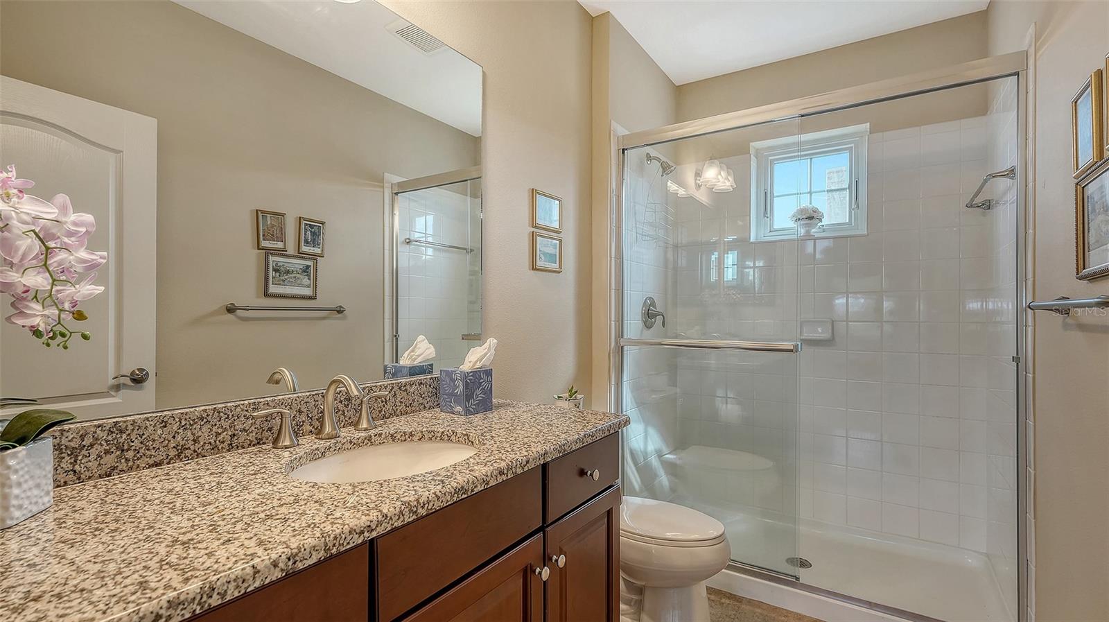 Image 35 of 54 For 1121 Thornbury Drive