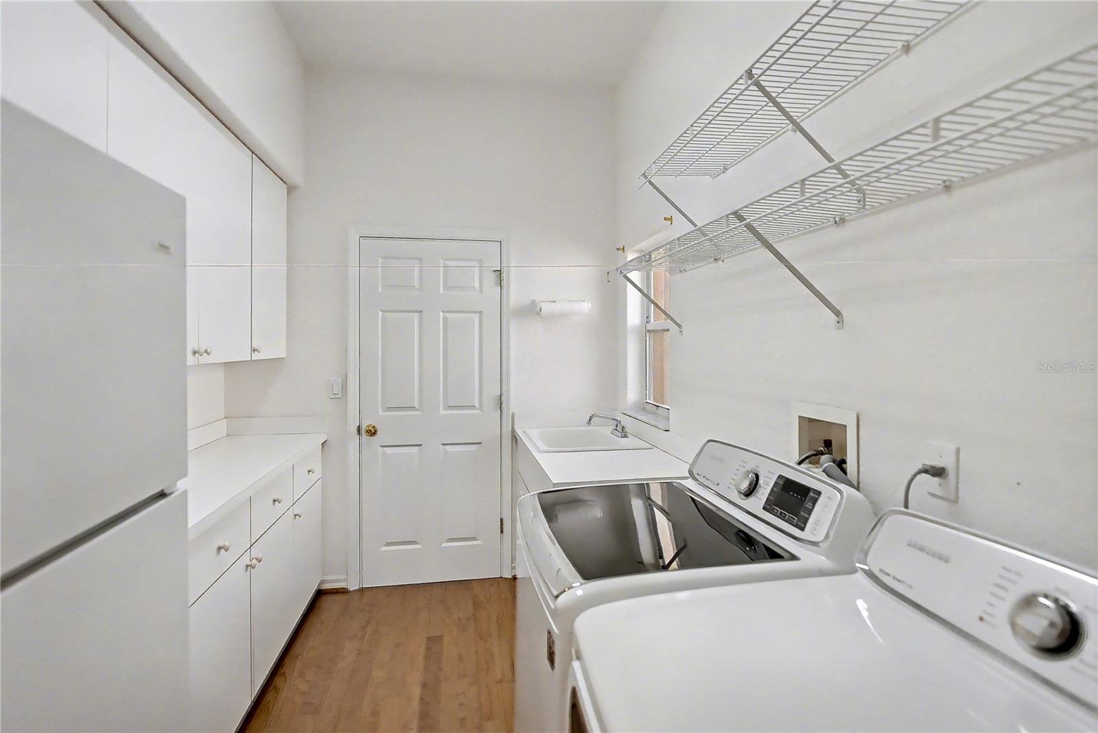 Image 20 of 61 For 26268 Feathersound Drive