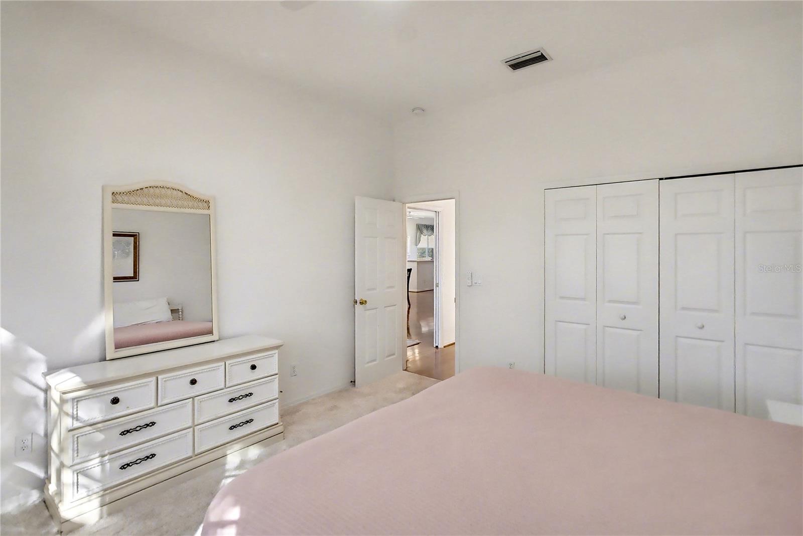 Image 28 of 61 For 26268 Feathersound Drive