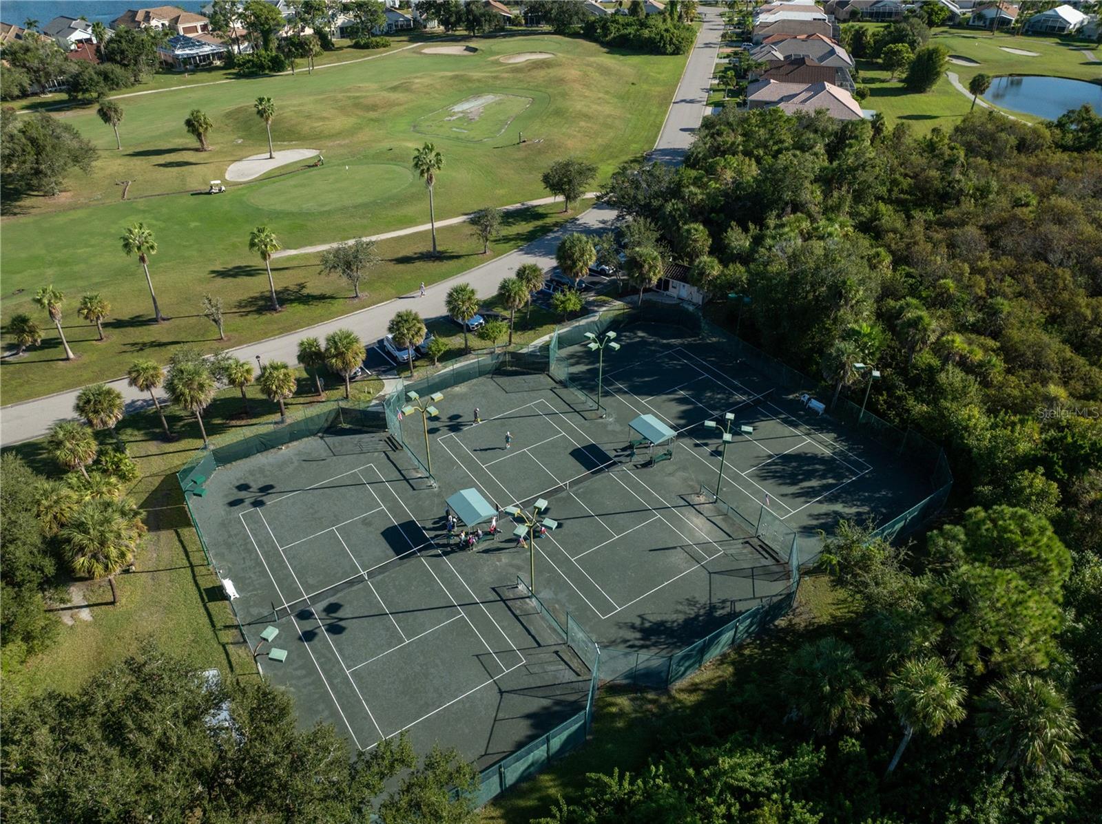 Image 54 of 61 For 26268 Feathersound Drive