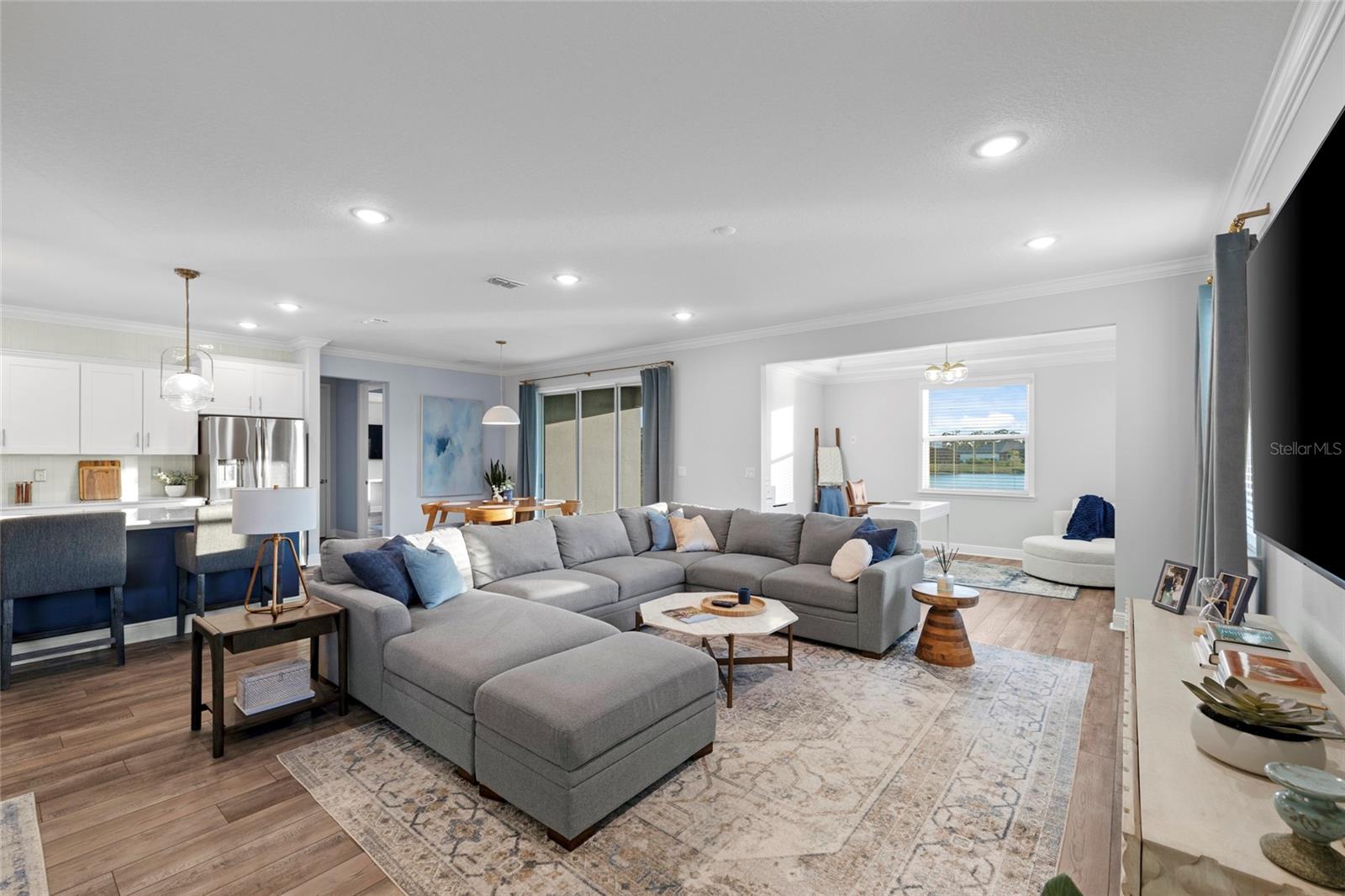 Image 14 of 55 For 14911 18th Run E