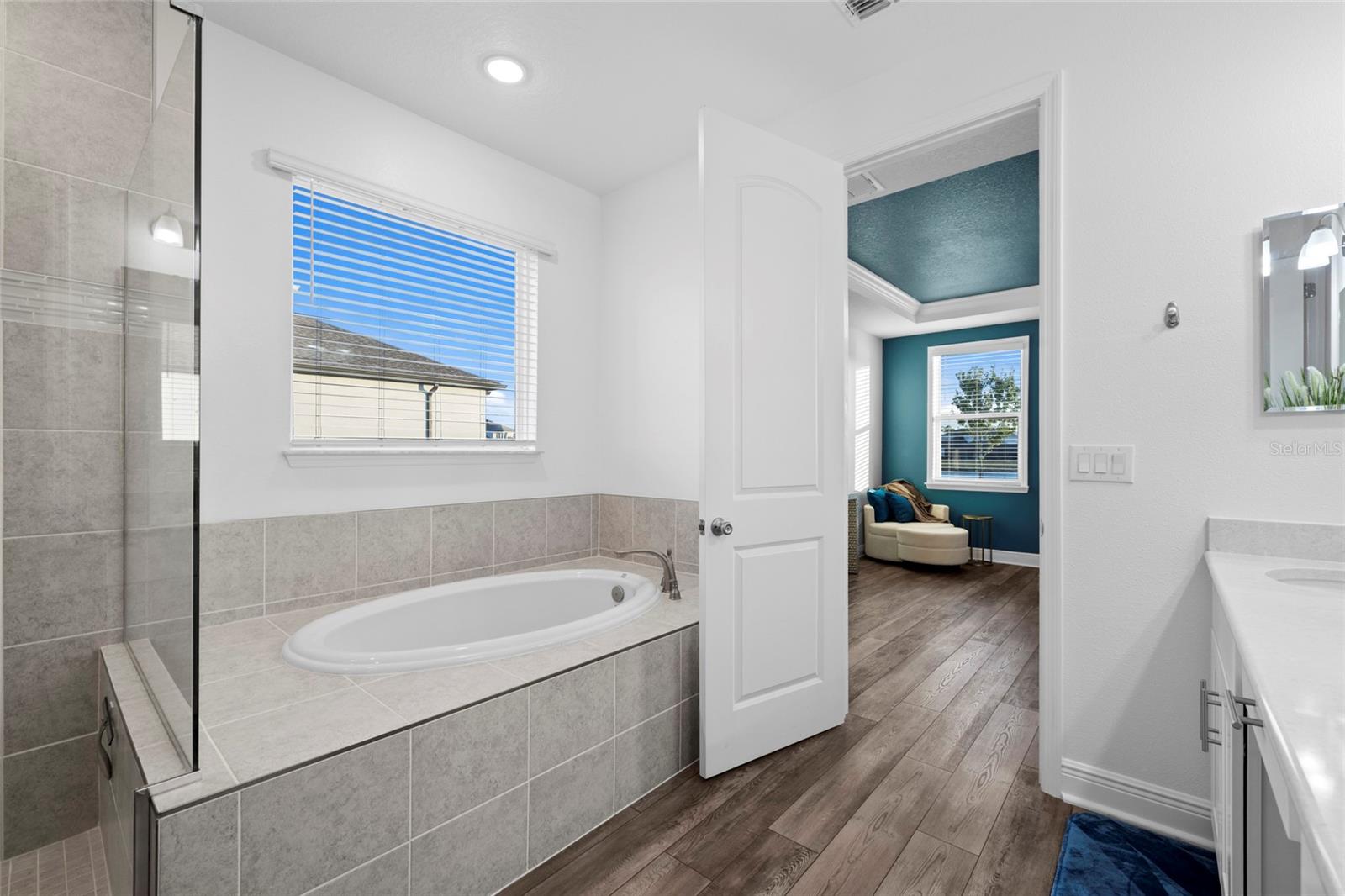 Image 25 of 55 For 14911 18th Run E