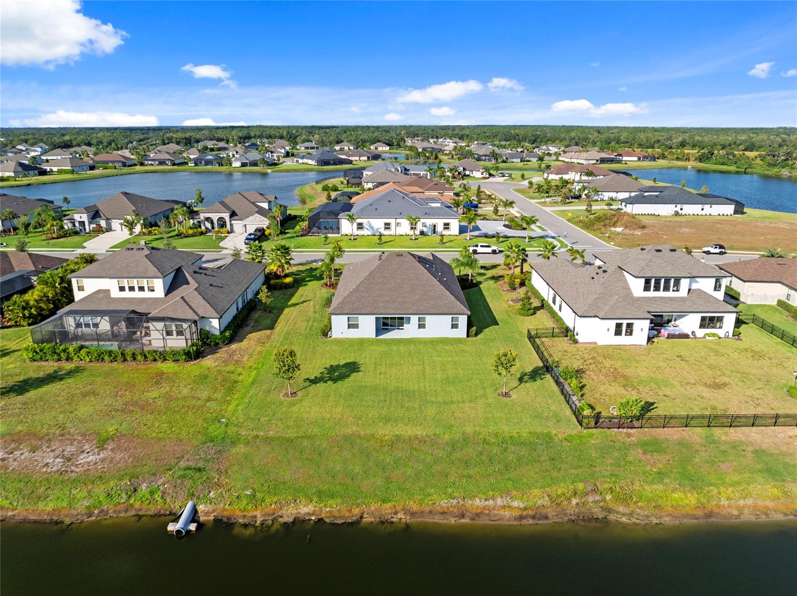 Image 43 of 55 For 14911 18th Run E