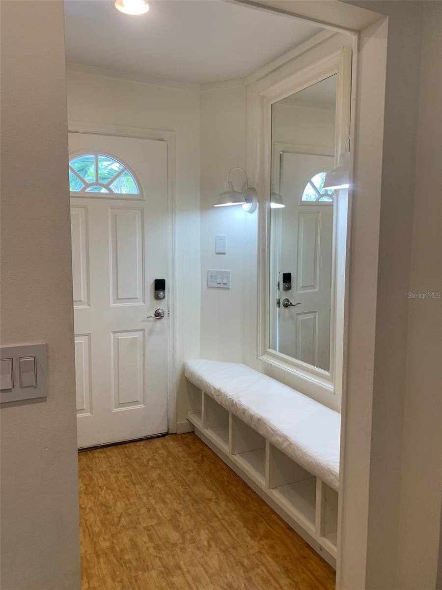 Image 4 of 17 For 3605 54th Drive W 103