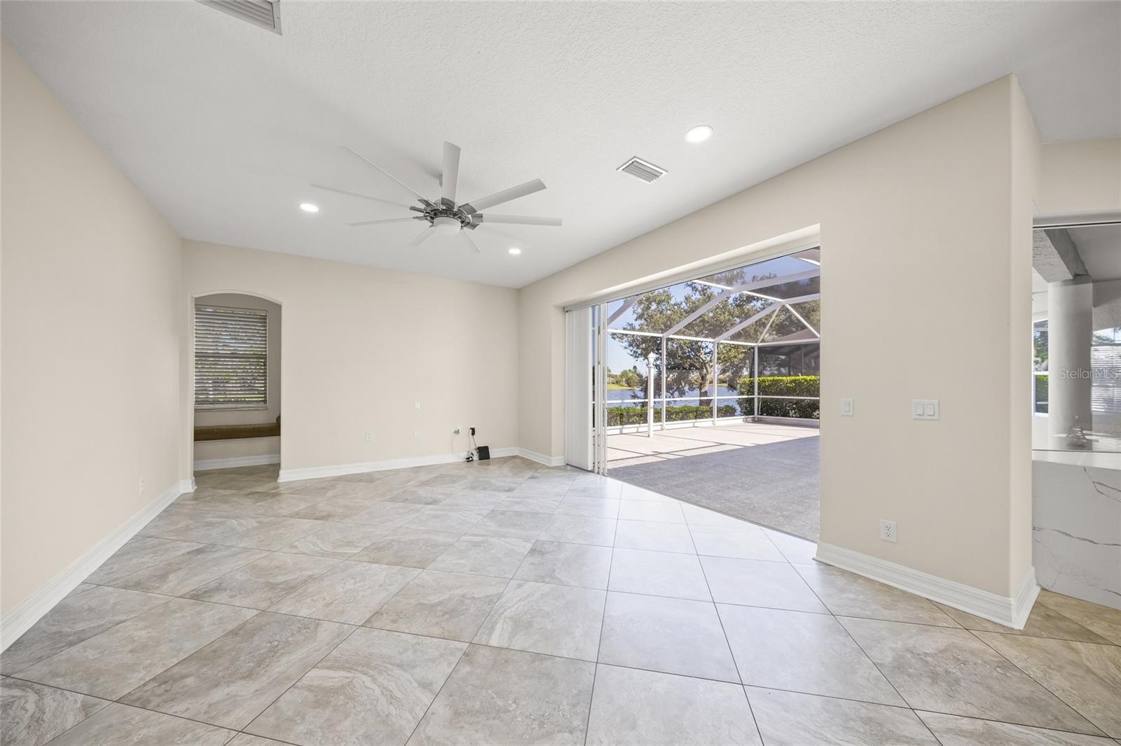 Image 26 of 71 For 8335 Barton Farms Boulevard