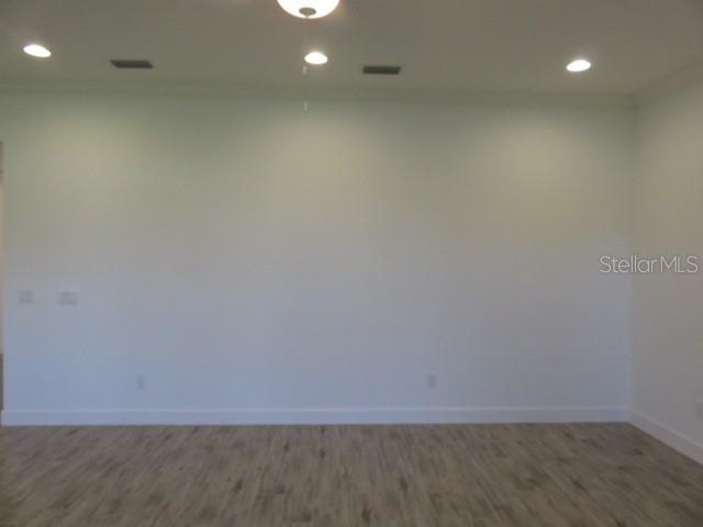 Image 7 of 38 For 6915 Indus Valley Circle