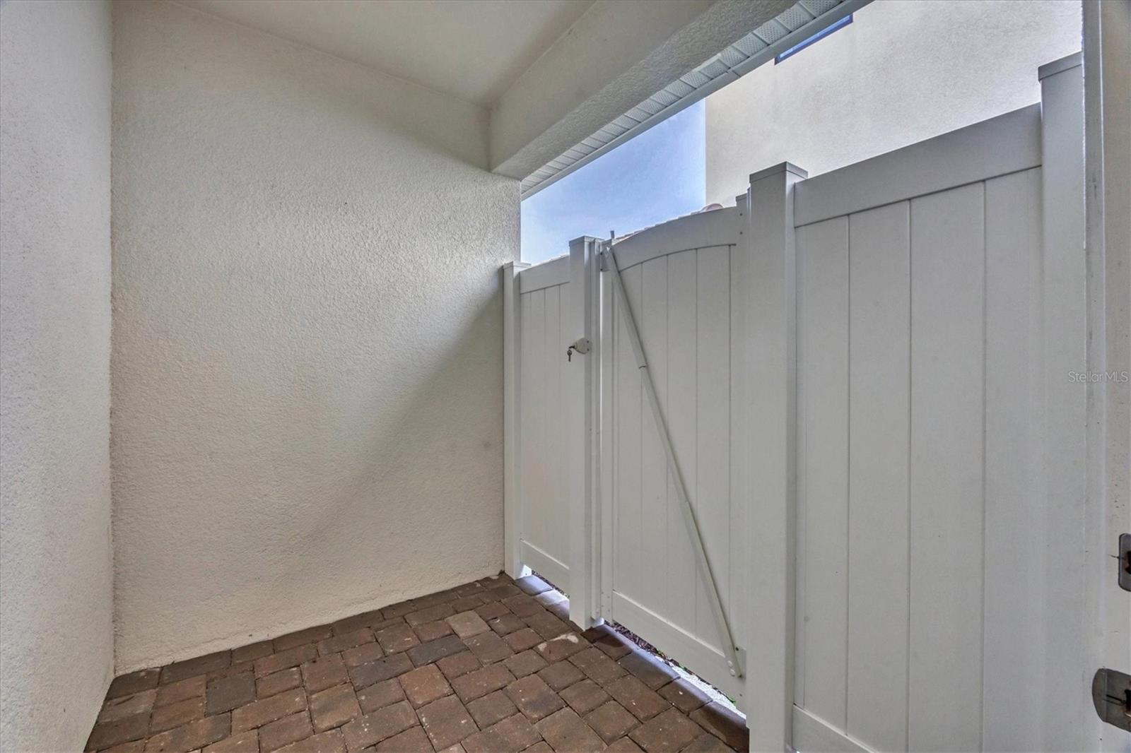 Image 17 of 43 For 7761 Sandhill Lake Drive