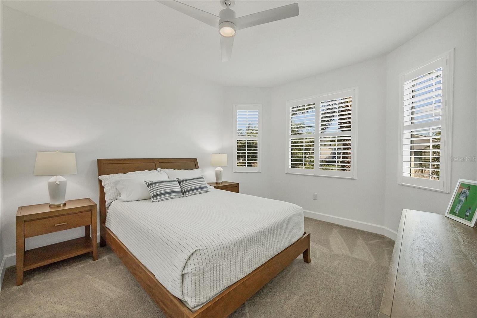 Image 19 of 43 For 7761 Sandhill Lake Drive