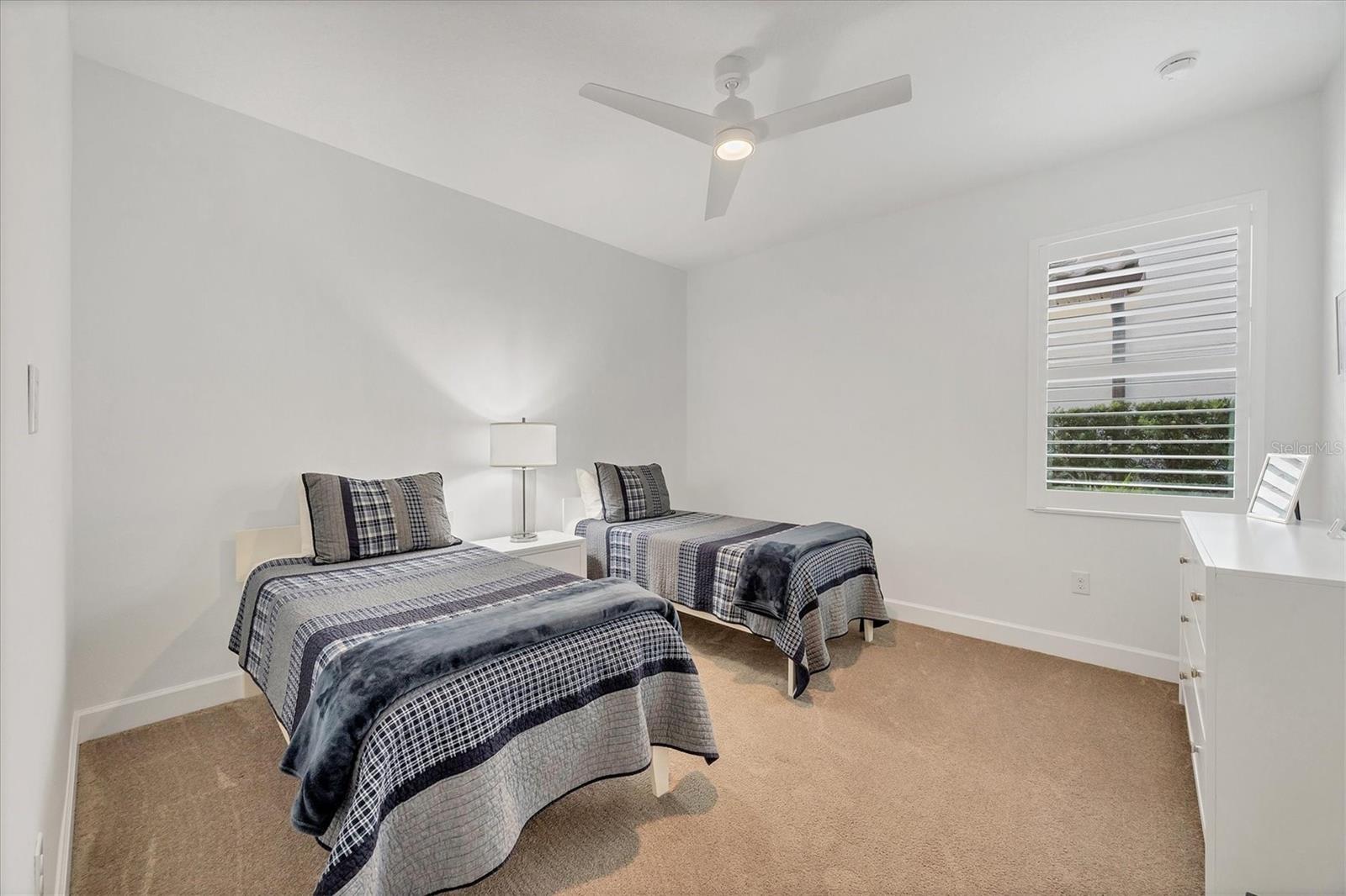 Image 22 of 43 For 7761 Sandhill Lake Drive