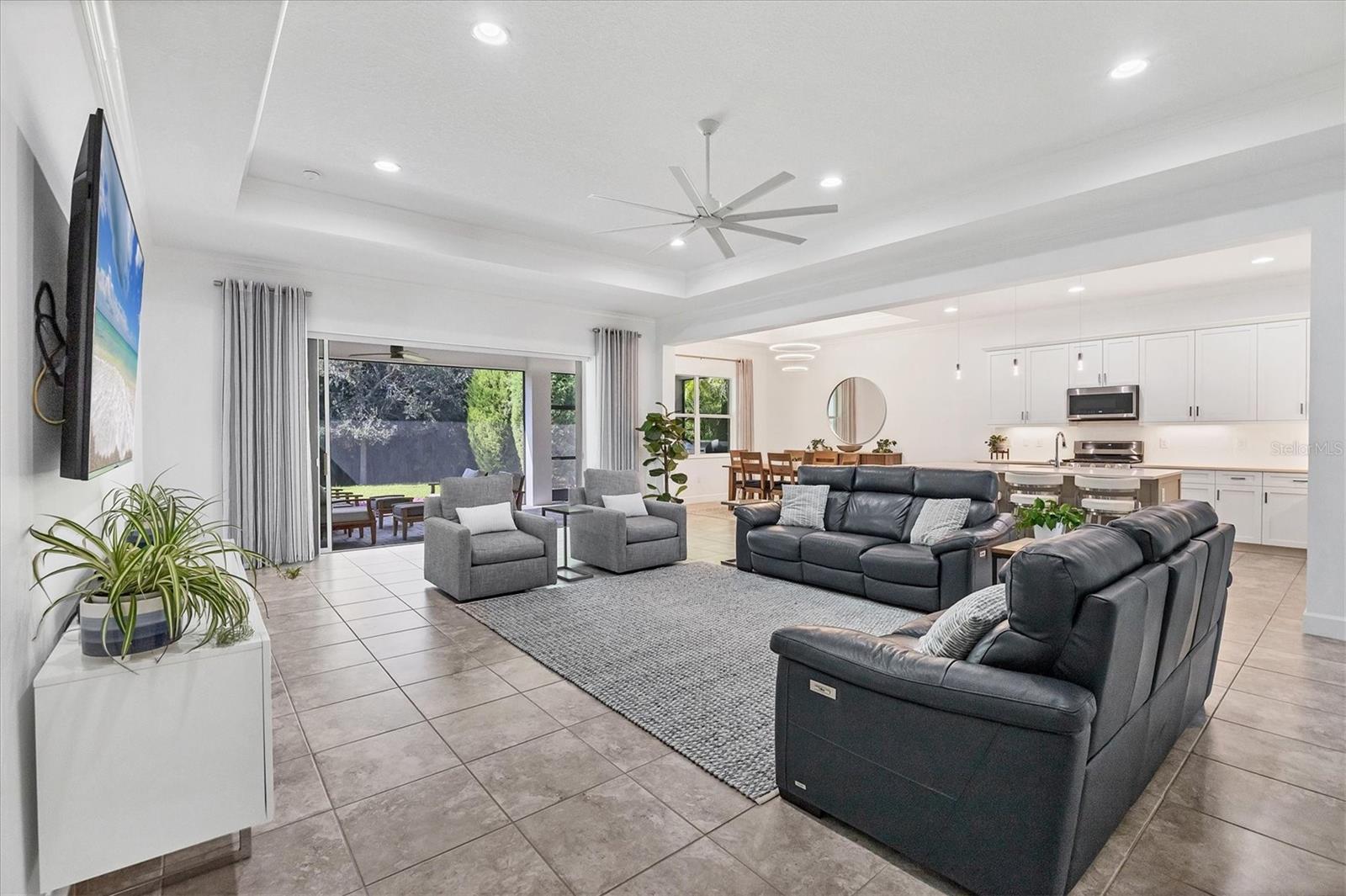 Image 5 of 43 For 7761 Sandhill Lake Drive