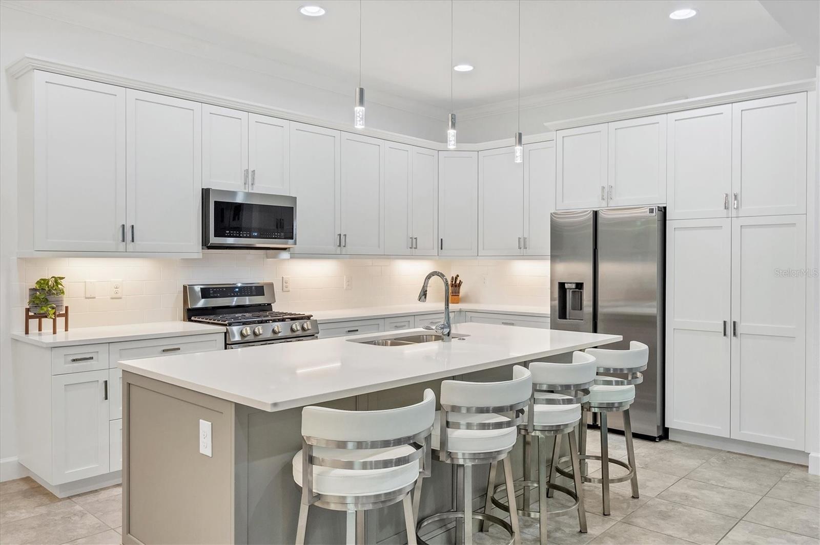 Image 6 of 43 For 7761 Sandhill Lake Drive