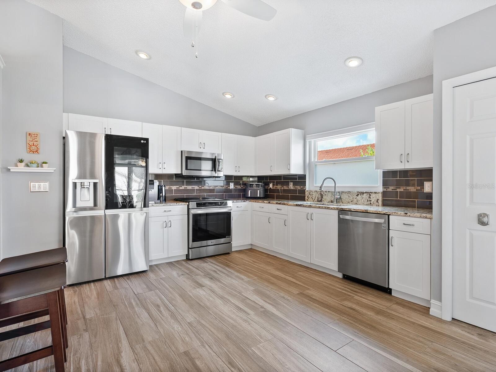 Image 11 of 49 For 4124 Rosas Avenue 3081