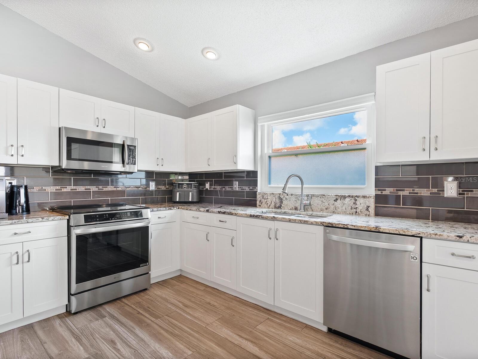 Image 12 of 49 For 4124 Rosas Avenue 3081