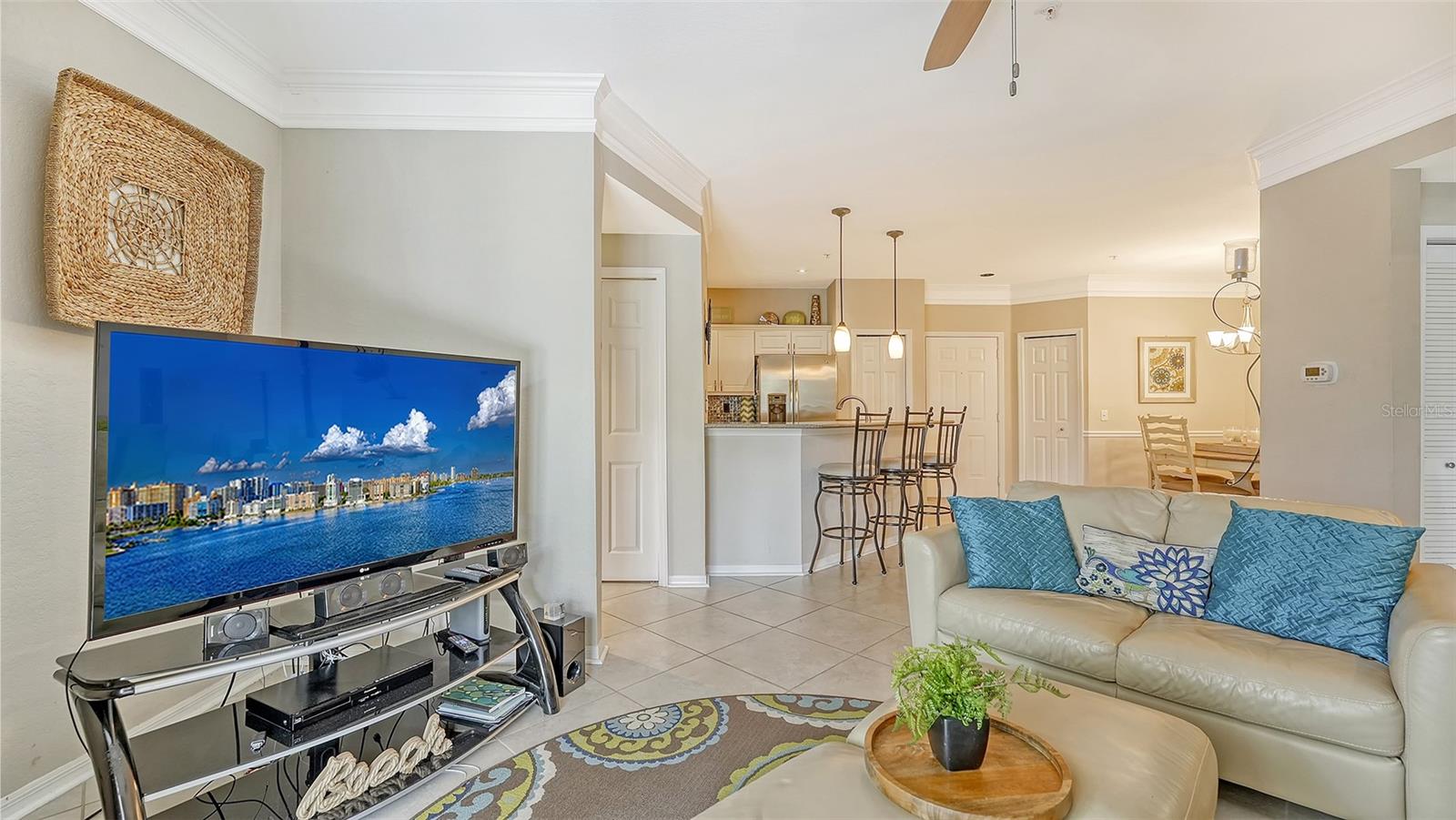 Image 17 of 33 For 5160 Northridge Road 212