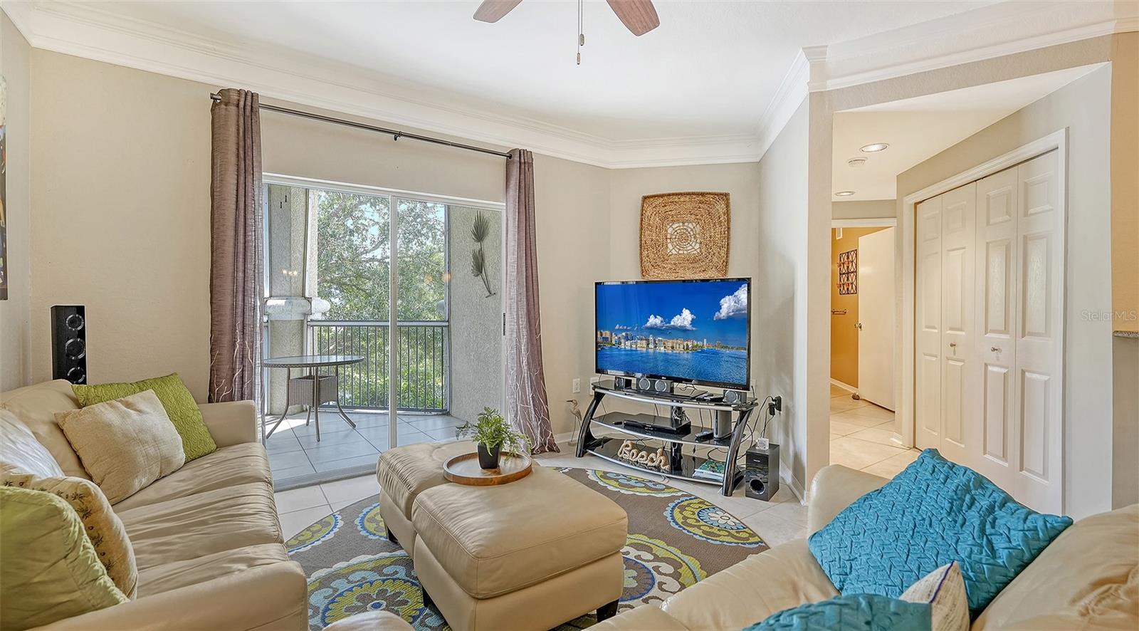 Image 19 of 33 For 5160 Northridge Road 212