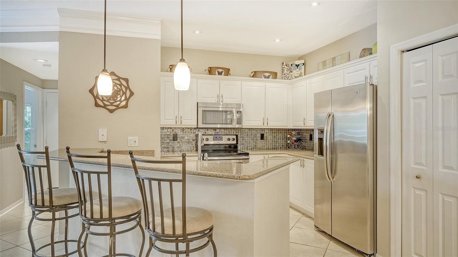 Image 4 of 33 For 5160 Northridge Road 212