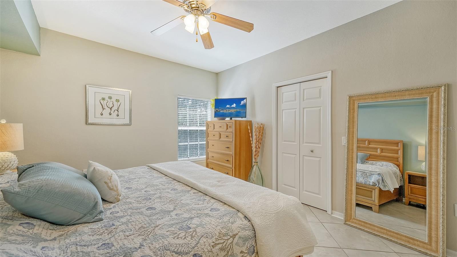 Image 9 of 33 For 5160 Northridge Road 212