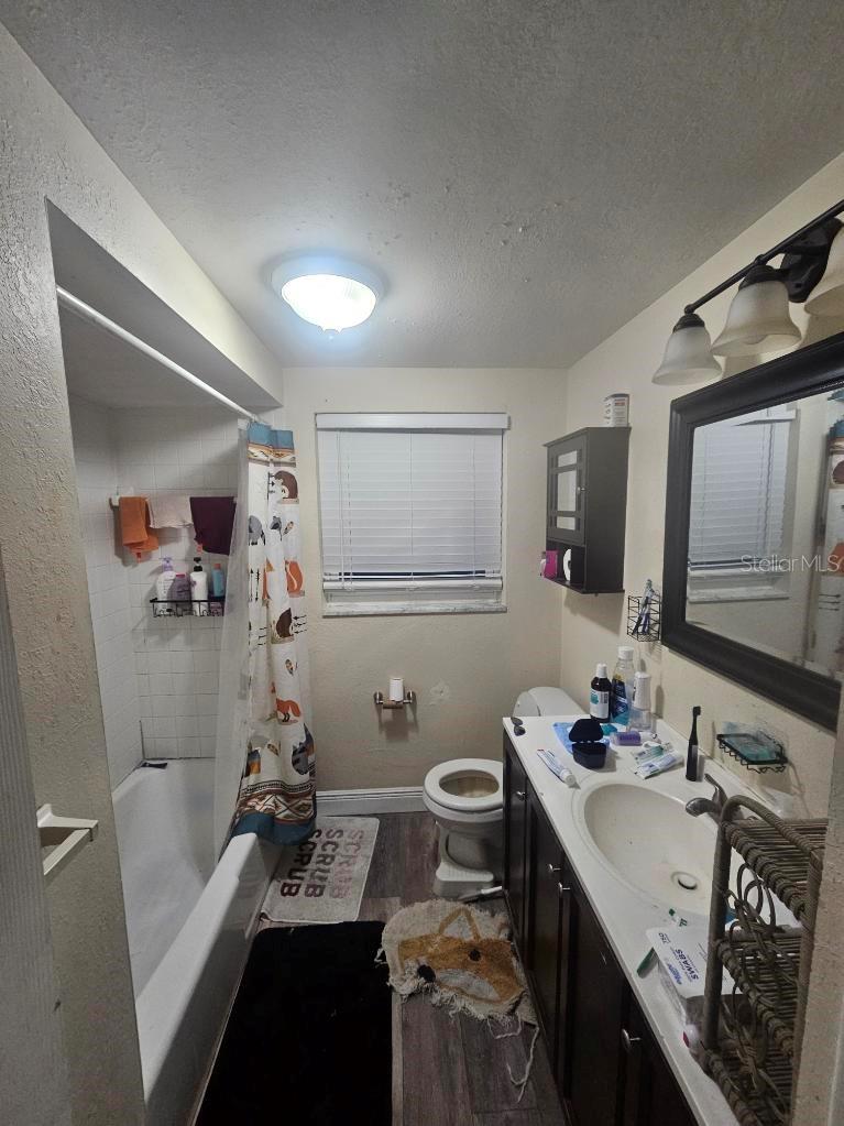 Image 5 of 6 For 7924 Talisman Drive