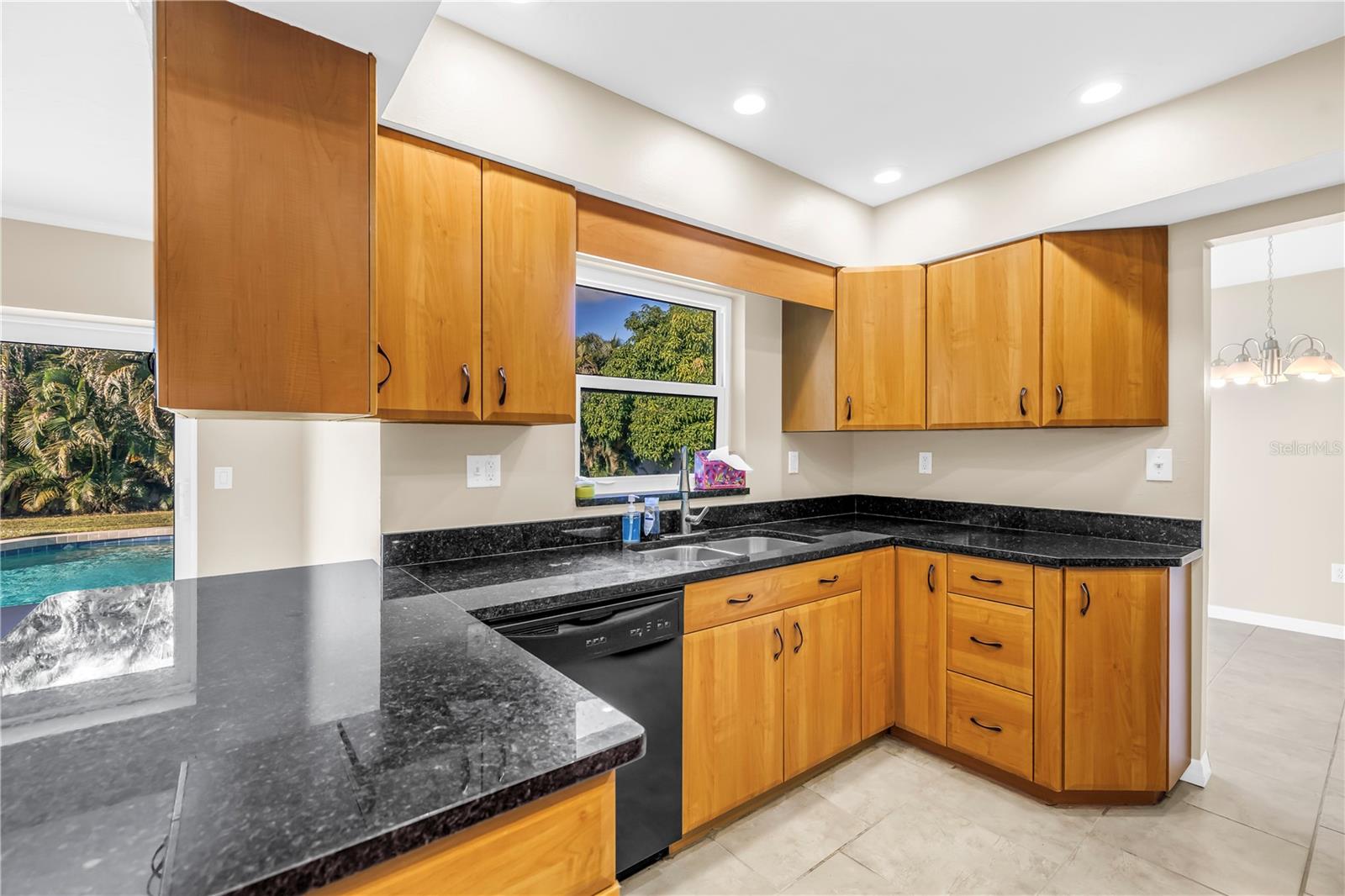 Image 11 of 41 For 813 Cypress Wood Lane