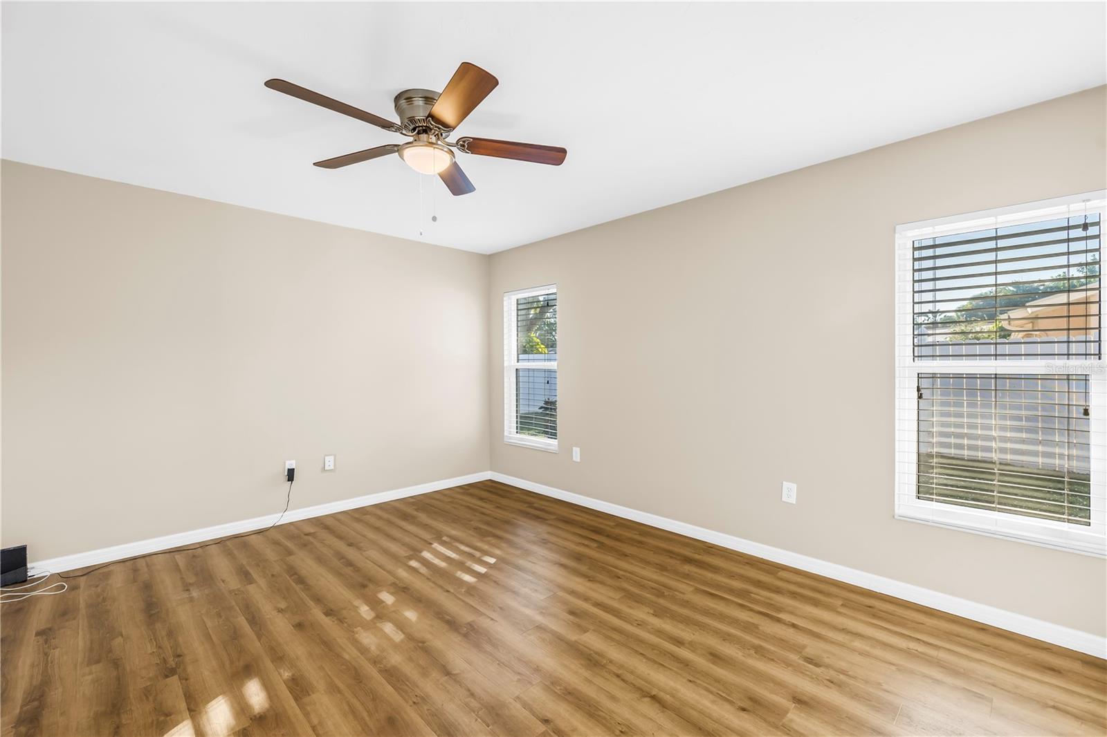 Image 17 of 41 For 813 Cypress Wood Lane