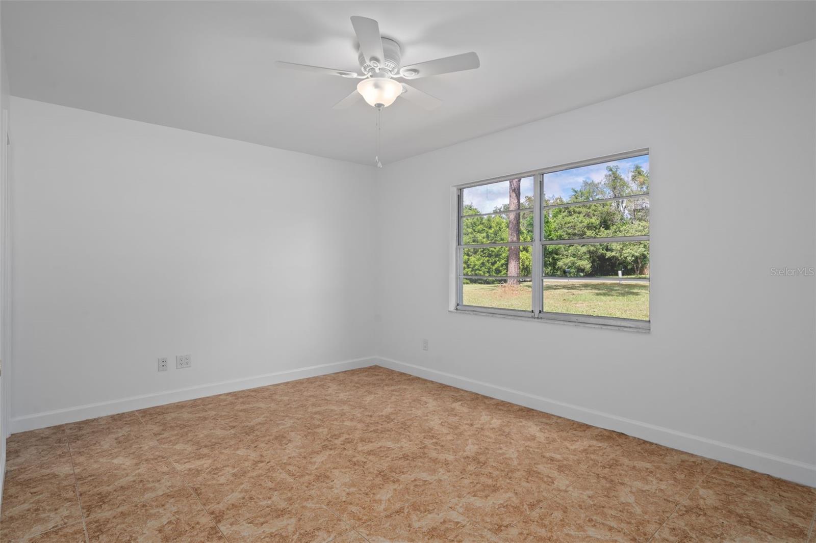 Image 25 of 52 For 33486 Westwood Drive