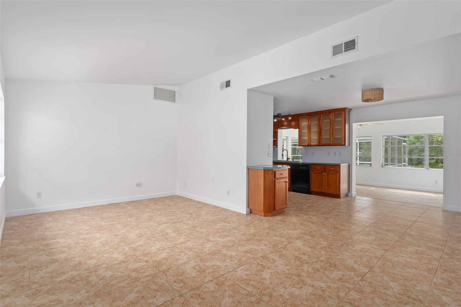 Image 9 of 52 For 33486 Westwood Drive