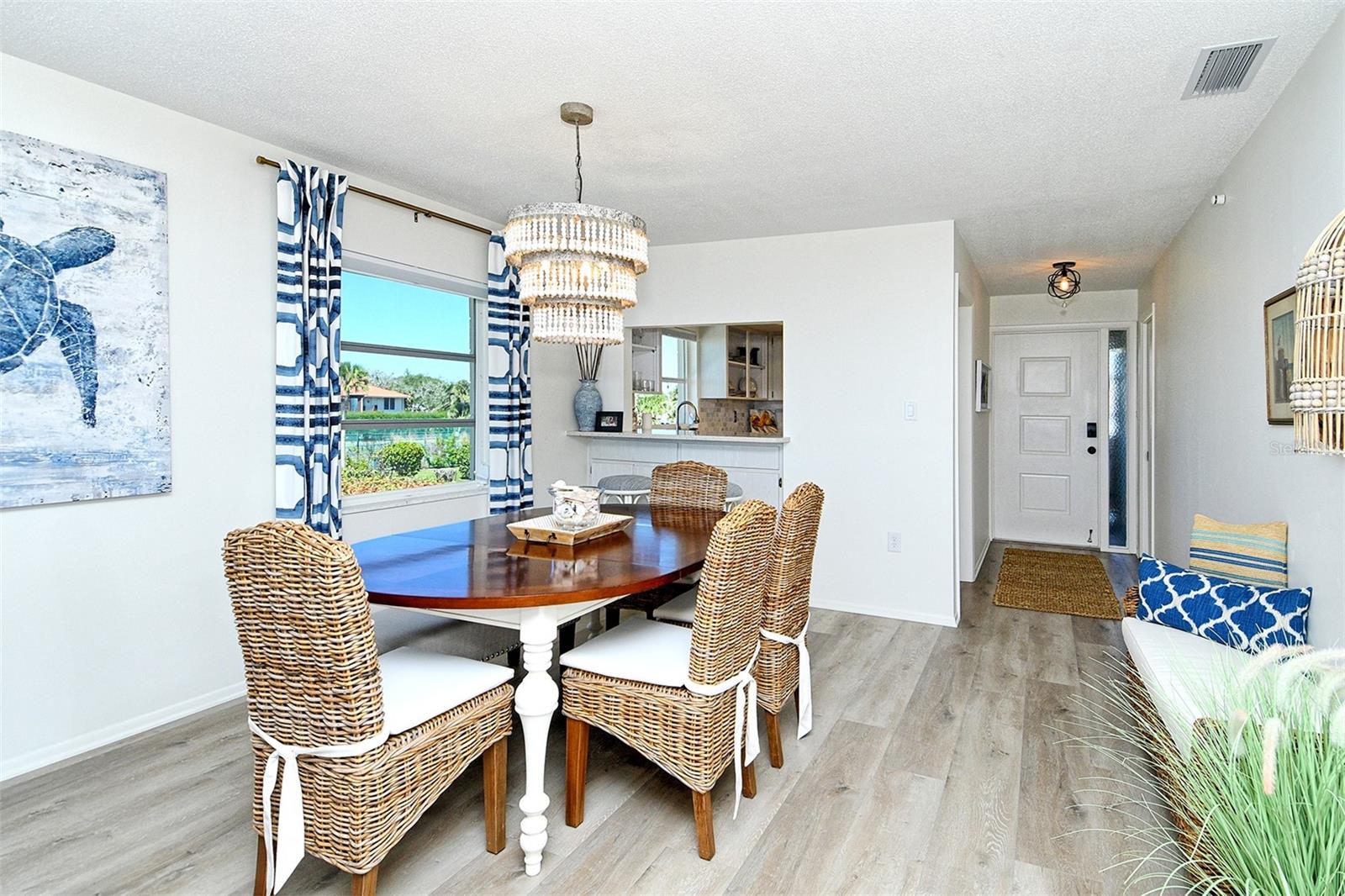 Image 21 of 52 For 6701 Gulf Of Mexico Drive 330