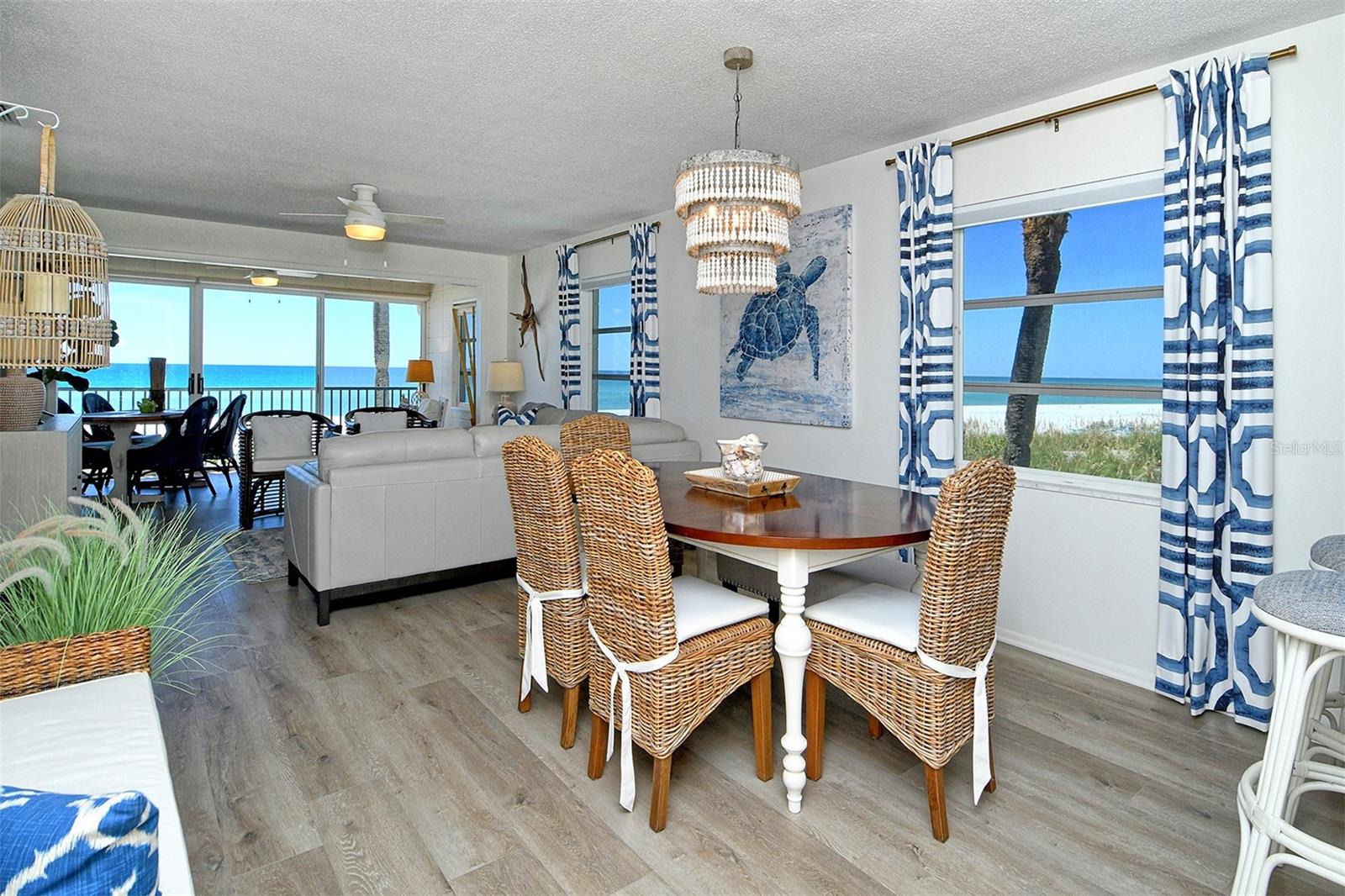 Image 7 of 52 For 6701 Gulf Of Mexico Drive 330