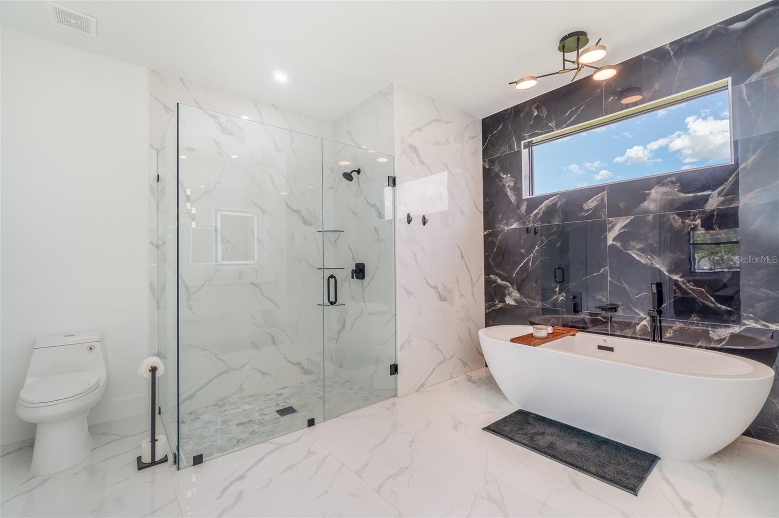 Image 12 of 35 For 1406 13th Street