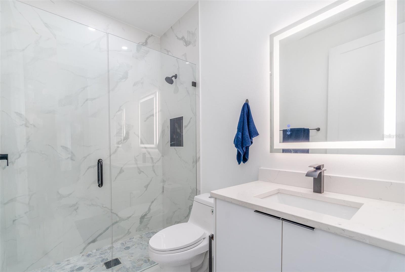 Image 16 of 35 For 1406 13th Street