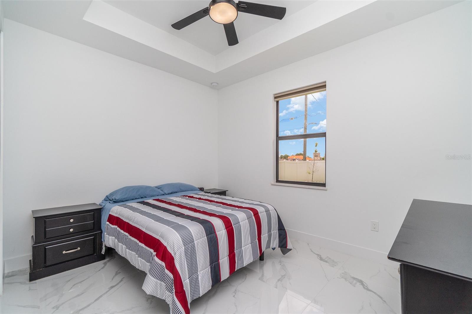 Image 17 of 35 For 1406 13th Street