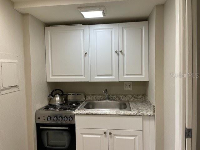 Image 9 of 18 For 3551 Longmeadow  26