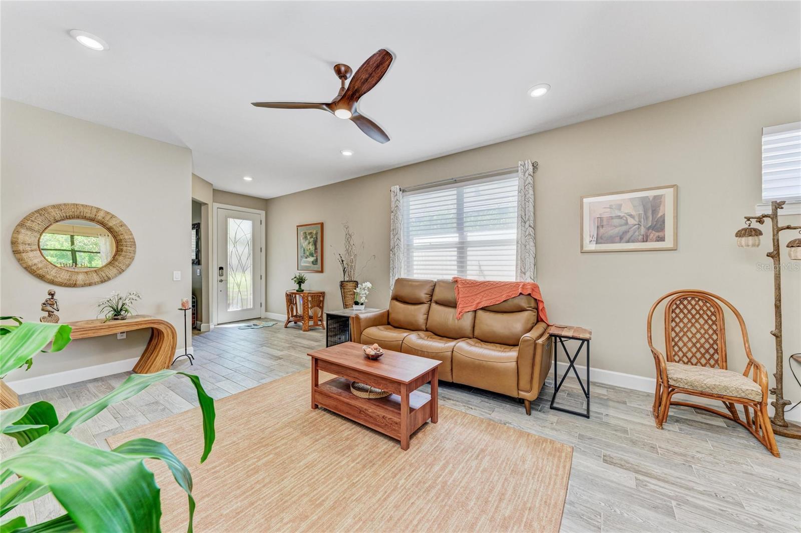 Image 14 of 54 For 17002 Hampton Falls Terrace