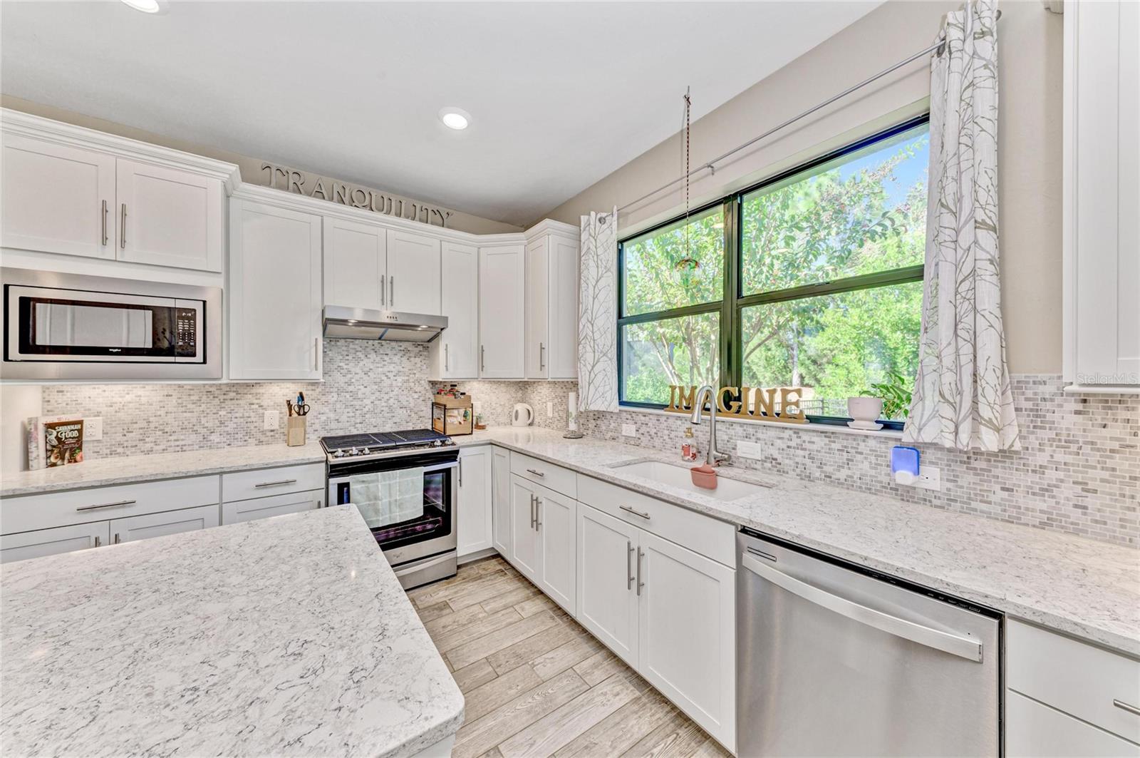 Image 24 of 54 For 17002 Hampton Falls Terrace