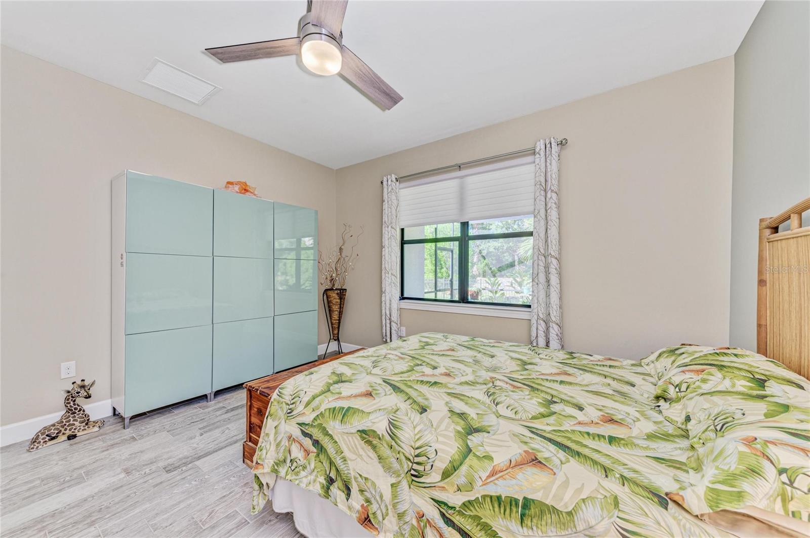 Image 27 of 54 For 17002 Hampton Falls Terrace