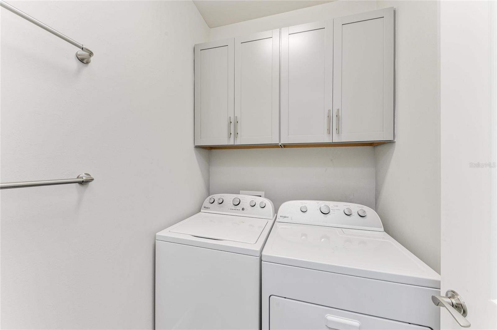 Image 37 of 54 For 17002 Hampton Falls Terrace