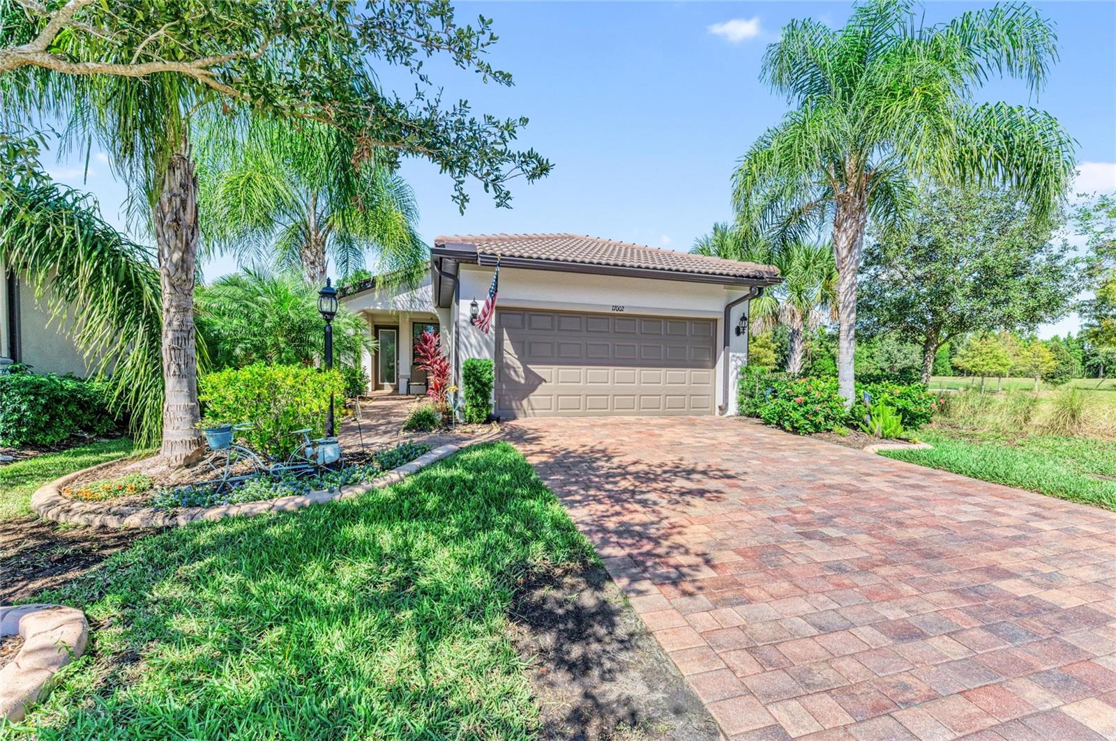 Image 38 of 54 For 17002 Hampton Falls Terrace