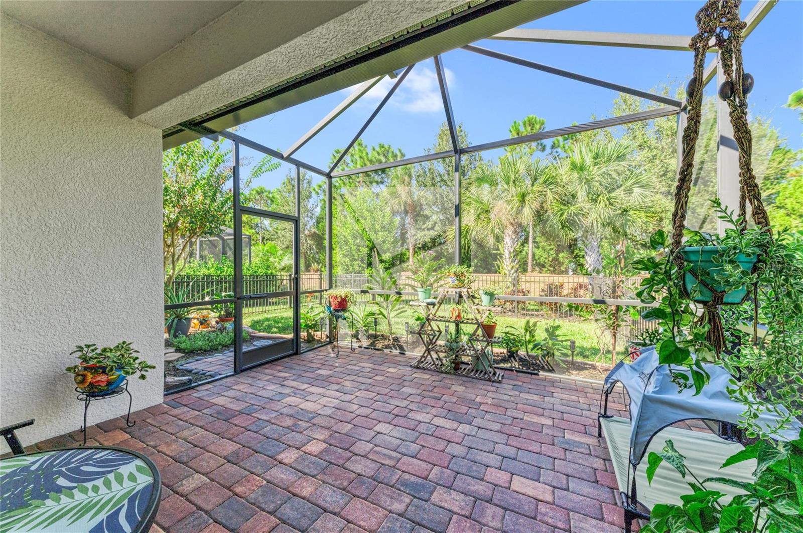 Image 40 of 54 For 17002 Hampton Falls Terrace