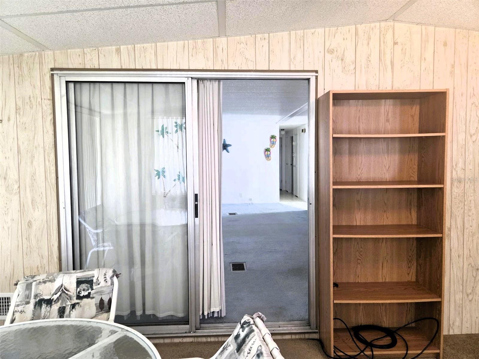 Image 13 of 21 For 7 White Oak Terrace