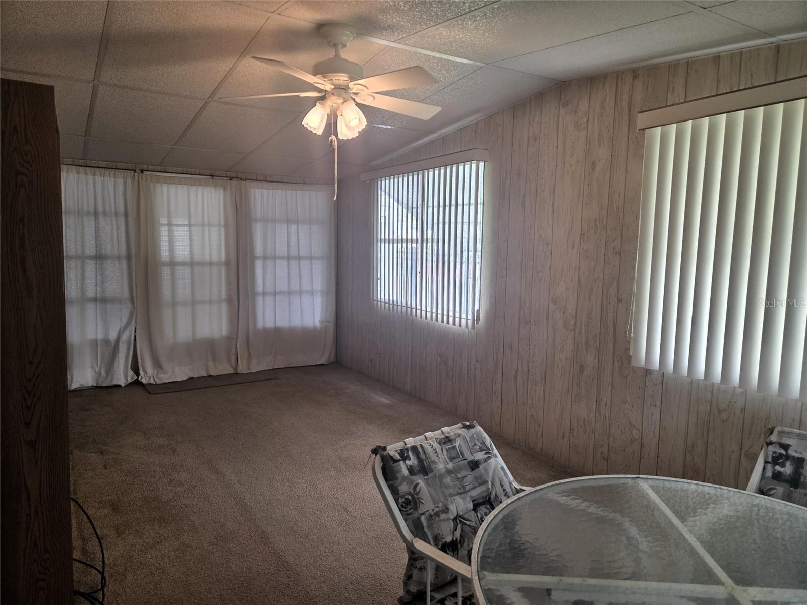 Image 16 of 21 For 7 White Oak Terrace