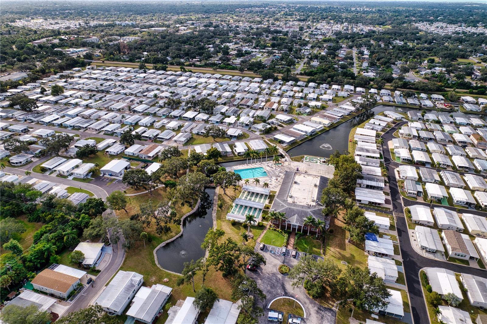 Image 34 of 38 For 7 White Oak Terrace