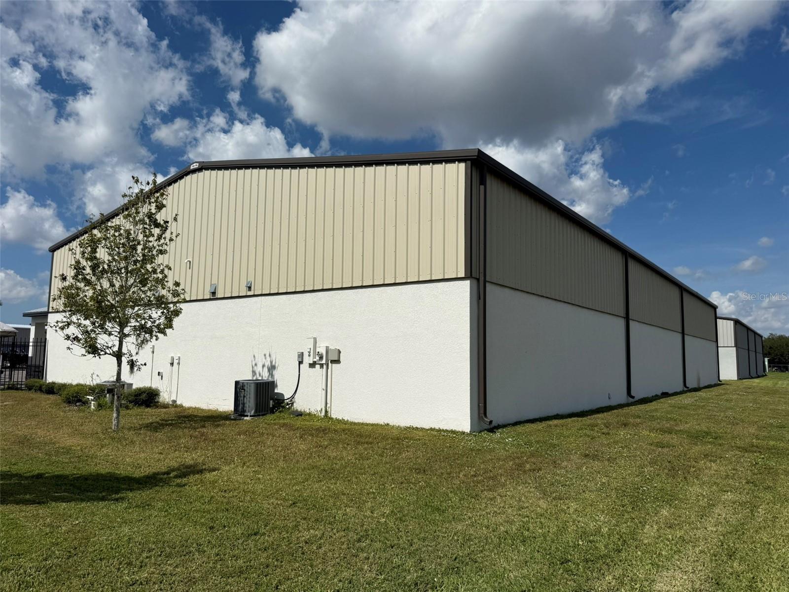 Image 11 of 47 For 6860 28th Street Circle E