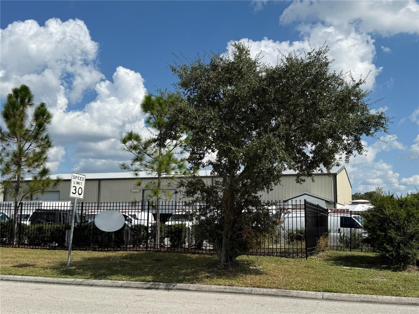 Image 3 of 47 For 6860 28th Street Circle E