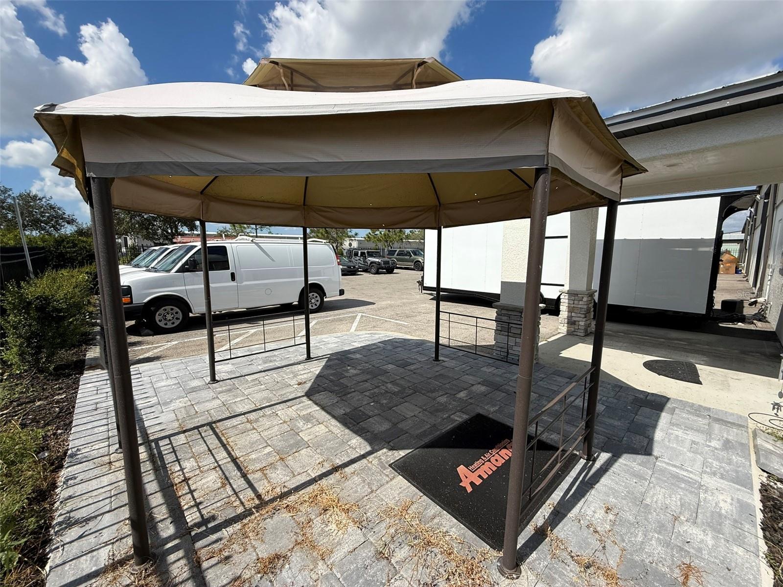 Image 6 of 47 For 6860 28th Street Circle E