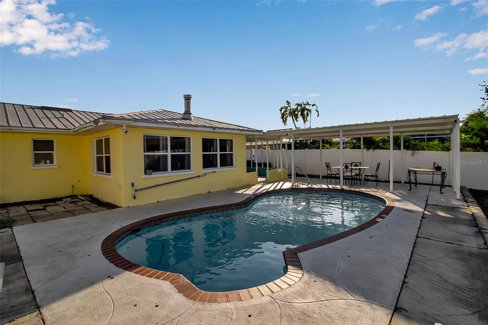 Image 17 of 17 For 8504 43rd Avenue Drive W